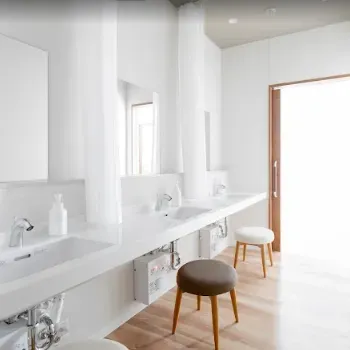 とりい皮膚科クリニックのイオン導入を受けた後のパウダールーム