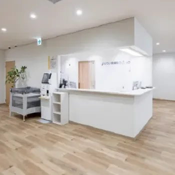 とりい皮膚科クリニックの医療ハイフを受ける前の受付