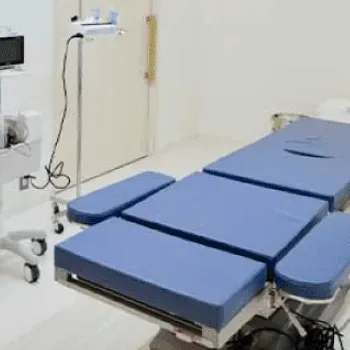 eスキンクリニック 金沢のエラボトックスを受ける施術室