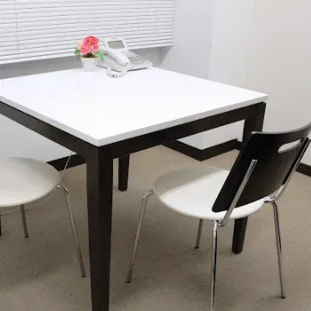 神戸中央クリニックのイオン導入を受ける前のカウンセリングルーム