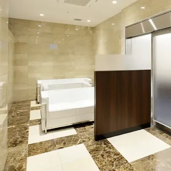 共立美容外科 神戸三宮院の医療ハイフを受ける前の待合室