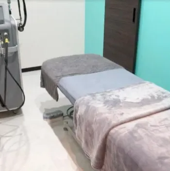 LIKI CLINIC KOBEの医療ハイフを受ける施術室
