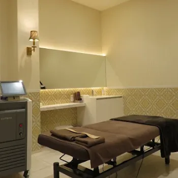 エルムクリニック 熊本院のジェントルマックスプロの施術を行う施術室