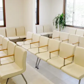 いしはら皮膚科クリニックのジェントルマックスプロの施術を受ける前の待合室