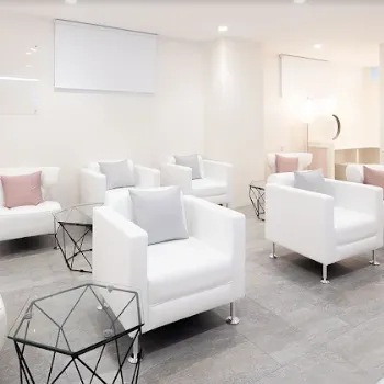 エミナルクリニック 京都院の医療ハイフを受ける前の待合室