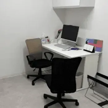 ルラ美容クリニック 京都院のイオン導入を受ける前の診察室