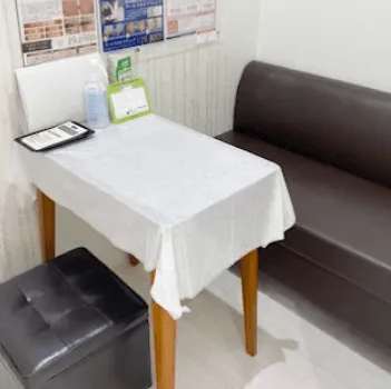 湘南美容クリニック 京都4院のイオン導入を受ける前のカウンセリングルーム