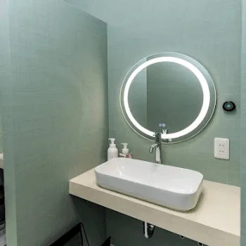 ルラ美容クリニック 名古屋2院のヒアルロン酸注射を受ける前のカウンセリングルーム