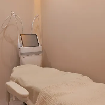 0th CLINICのポテンツァを受ける施術室