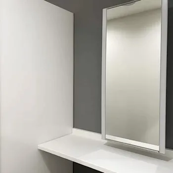 しむら皮膚科クリニックのフォトフェイシャルを受けた後のパウダールーム