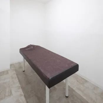 エミナルクリニック 新潟院の医療ハイフを受ける施術室