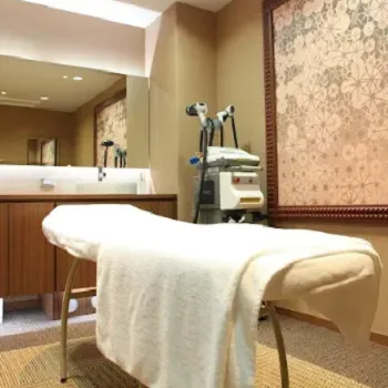 野本真由美スキンケアクリニックの医療ハイフを受ける施術室