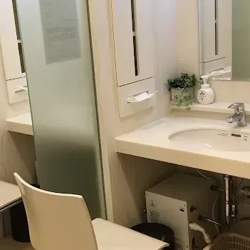 品川スキンクリニック 新潟院のイオン導入を受けた後のパウダールーム