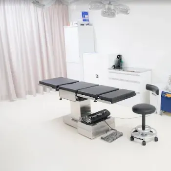 東京美容外科 沖縄院のエラボトックスを受ける施術室