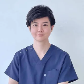 クララ美容皮膚科 那覇院のフォトフェイシャルを担当する医師