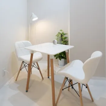 エミナルクリニック 那覇院の医療ハイフを受ける前のカウンセリング室