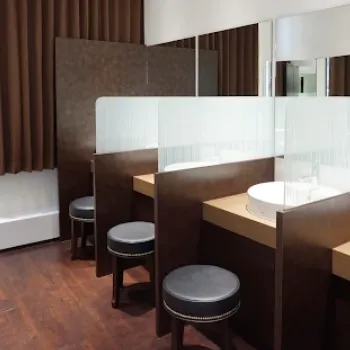 湘南美容クリニック那覇院の医療ハイフを受けた後の化粧室