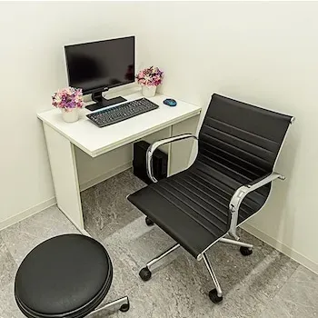 TCB 那覇院のイオン導入を受ける前の診察室