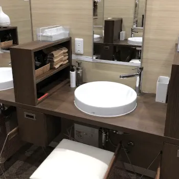 当山美容形成外科のイオン導入を受けた後のパウダールーム