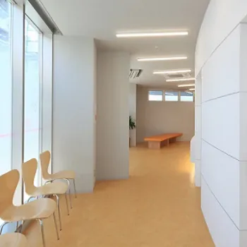 はなふさ皮膚科 大宮院のポテンツァを受ける前の待合室