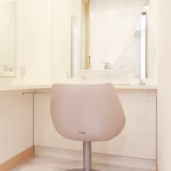 MIYAフェイスクリニックのエラボトックスを受けた後のパウダールーム