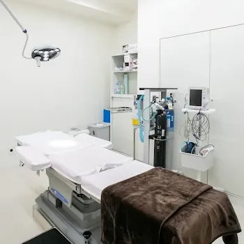 大阪TAクリニックのエラボトックスを受ける施術室