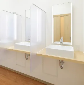 ルシアクリニック 大阪2院のジェントルマックスプロによる施術を受けた後のパウダールーム