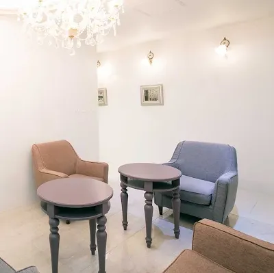 表参道スキンクリニック 大阪院のジェントルマックスプロによる施術を受ける前の待合室