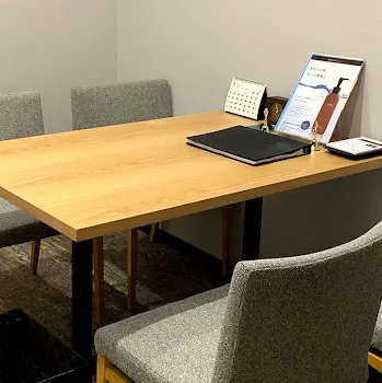 レジーナクリニック 大阪2院のジェントルマックスプロによる施術を受ける前のカウンセリングルーム