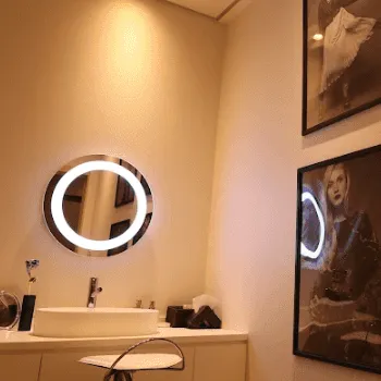 大阪TAクリニックのヒアルロン酸注射を受ける前のカウンセリングルーム