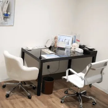 東京美容外科 大阪1院のヒアルロン酸注射を受ける前の受付