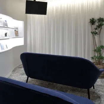 ヴェリテクリニック 大阪院のヒアルロン酸注射を受ける前の受付