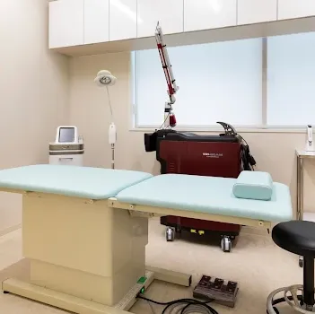 ロレシー美容クリニックの肩ボトックスを受ける施術室