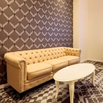 大阪TAクリニックの肩ボトックスを受ける前の待合室