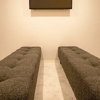 TCB東京中央美容外科 大阪6院の肩ボトックスを受ける前の待合室