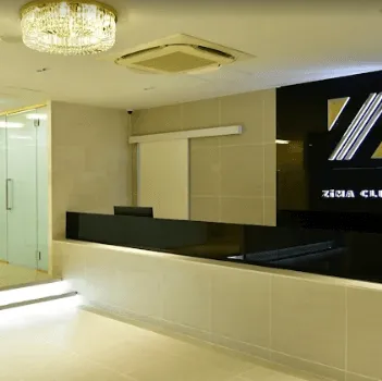 ZiMA CLINICのポテンツァを受ける前の受付