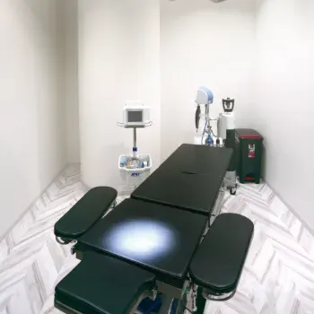 あいち栄クリニックのポテンツァを受ける施術室