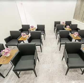 TCB 札幌2院の医療ハイフを受ける前の待合室