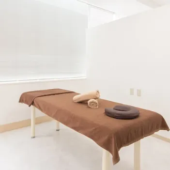 エミナルクリニック 札幌院の医療ハイフを受ける施術室