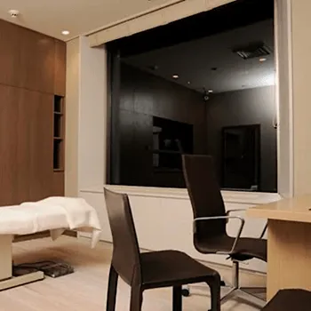 聖心美容クリニック 札幌院のフォトフェイシャルを受ける前の診察室