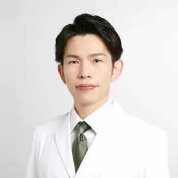 フェイス美容外科の医療ハイフの施術を担当する医師