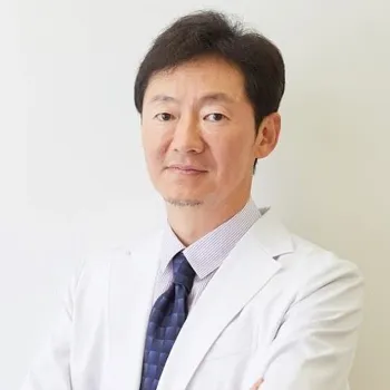 よだ形成外科クリニックの医療ハイフの施術を担当する医師