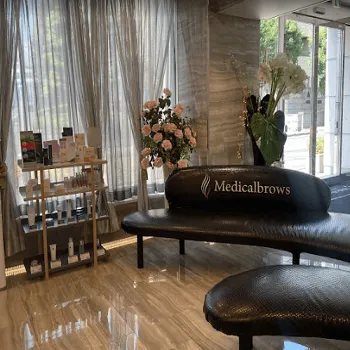 表参道メディカルクリニック 表参道院のポテンツァを受ける前の待合室