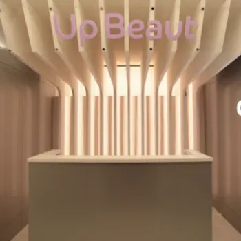 UBCLINIC 新宿2院のルメッカを受ける前の受付