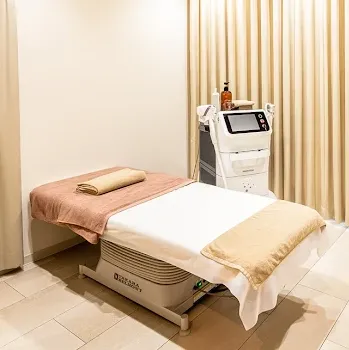 Clinic Zero Plusのルメッカを受ける施術室