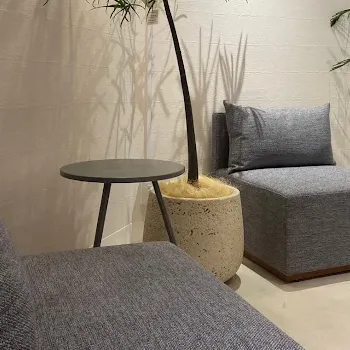 LIGHT CLINIC 東京1院のジェントルマックスプロによる施術を受ける前の待合室