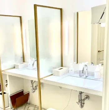 表参道メディカルクリニック 東京4院の医療ハイフを受けた後の化粧室