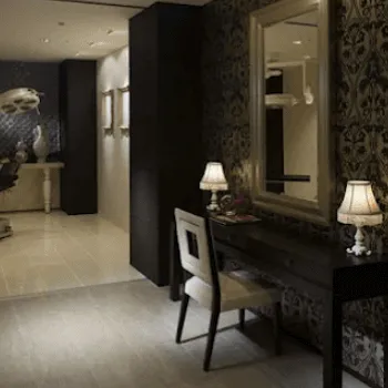 湘南美容クリニック 東京30院のヒアルロン酸注射を受ける前の待合室