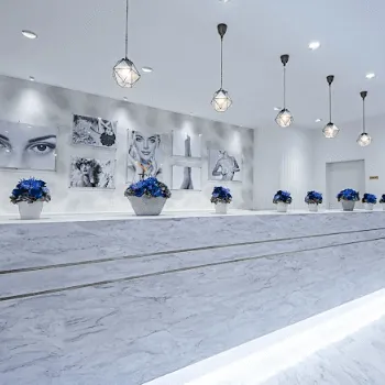 TCB東京中央美容外科のヒアルロン酸注射のイメージ