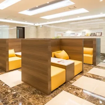 共立美容外科 東京4院の肩ボトックスを受ける前の待合室